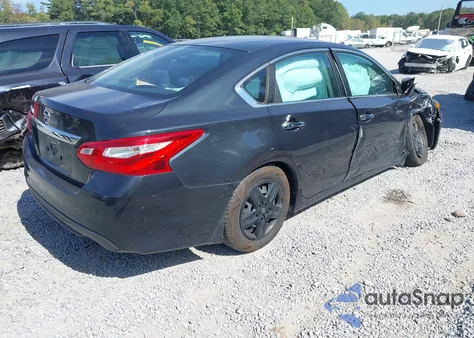 2017 Nissan Altima 2.5 S из США, поврежденный, VIN 1N4AL3AP7HN322048